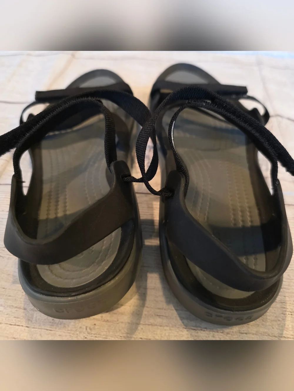 Crocs Swiftwater Webbing Sandals Women’s Size 7 Black Adjustable Straps Active - Picture 6 of 10